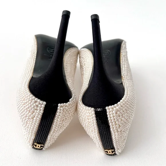 CHANEL || CC Logo Pearl Embellished Black Cap Toe Sequin High Heel Pumps EU 40 - Picture 14 of 15